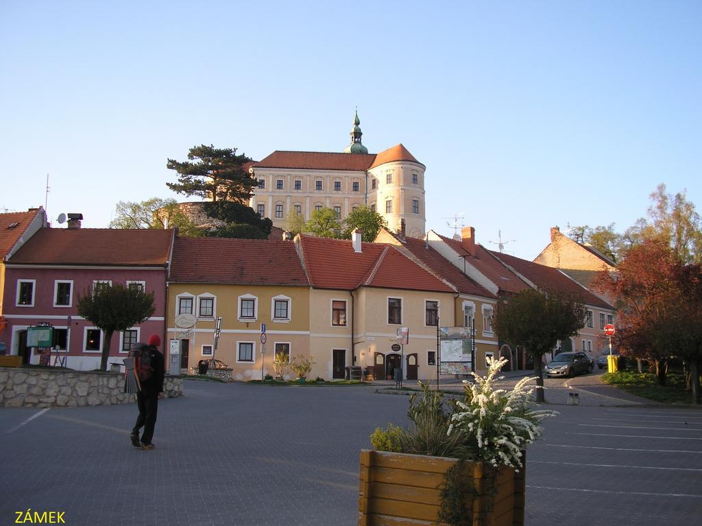 Penzion U Zabaka Mikulov Exterior foto